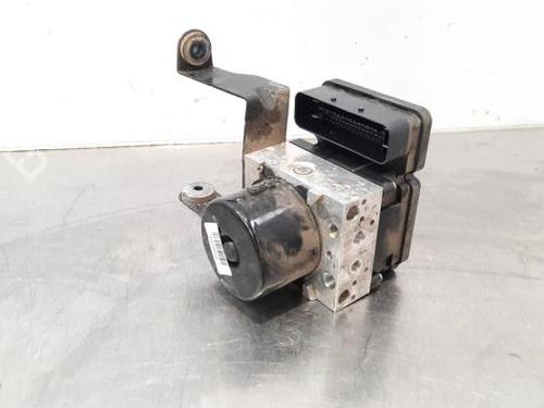 Used ABS pump VOLVO S60 II (134) D2 (120 hp) 15035523