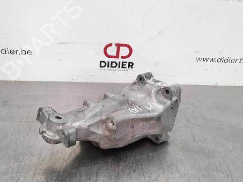 Used Engine mount MERCEDES-BENZ C-CLASS (W205) C 220 BlueTEC / d (205.003) (163 hp) 10887748