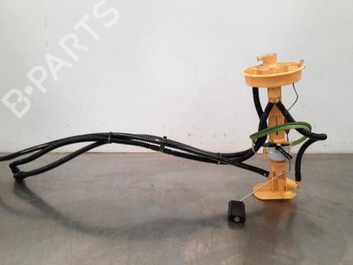 Used Fuel pump BMW X6 (F16, F86) xDrive 30 d (211 hp) 18237309