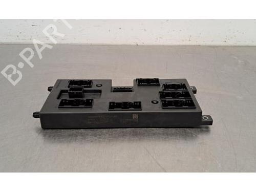 Used Fuse box LAND ROVER RANGE ROVER SPORT III (L461) 3.0 D350 MHEV AWD (351 hp) 28613358