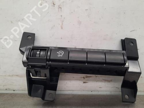 Used Switch NISSAN JUKE (F16_) DIG-T 117 (117 hp) 23608658