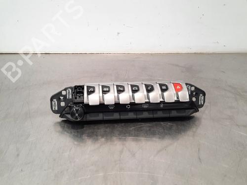 Used Switch PEUGEOT 5008 II (MC_, MJ_, MR_, M4_) 1.2 THP (MRHNYH, MRHNYW, MRHNSJ, MRHNSU, MRHNSM) (131 hp) 15788343