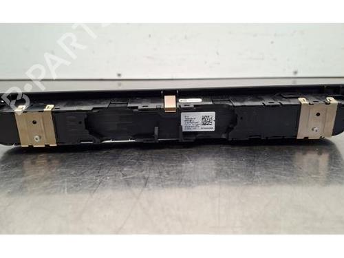 Switch BMW 1 (F40) 118 i | BP32276788I30