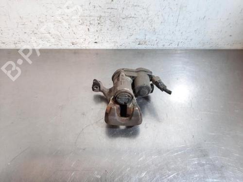 Right rear brake caliper TOYOTA COROLLA Saloon (_E21_) 1.8 VVTi Hybrid (ZWE211) | BP29985084M106