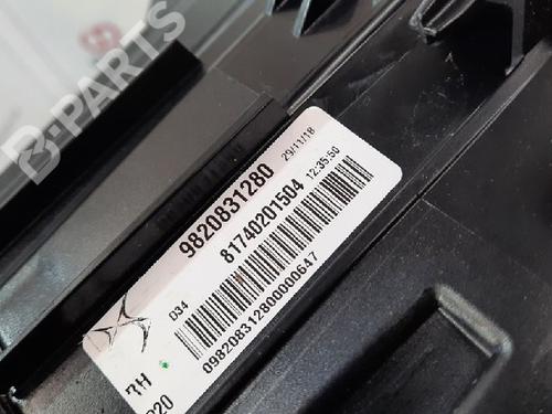 Used Right taillight Right taillight DS DS 3 / DS 3 CROSSBACK (UR_, UC_, UJ_) 1.2 PureTech 155 (URHNNS) (156 hp) 10891138 10891138