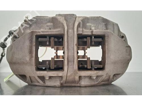 Used Left front brake caliper MERCEDES-BENZ C-CLASS (W206) C 220 d (206.016, 206.004) (200 hp) 25829644