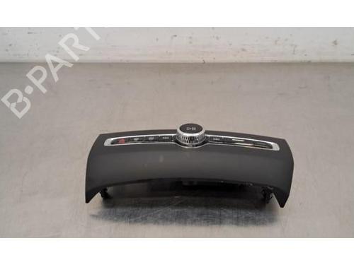 Used Climate control VOLVO XC60 II (246) T8 Hybrid AWD (407 hp) 29524168