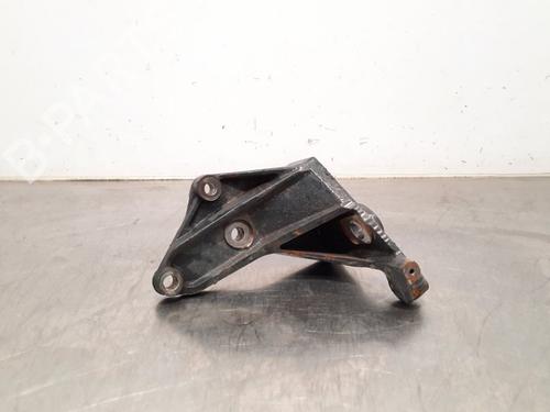 Used Engine mount IVECO DAILY VI Van 33S16, 35S16, 35C16, 40C16, 42S16, 50C16 (156 hp) 20850250