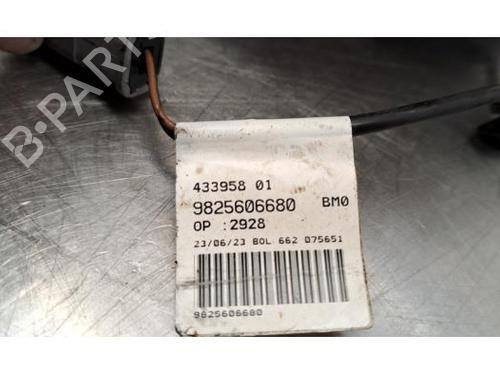 Left front steering knuckle OPEL ASTRA L (O5) 1.5 Turbo D (FBYHZT, FBYHZJ) | BP26589826M25 