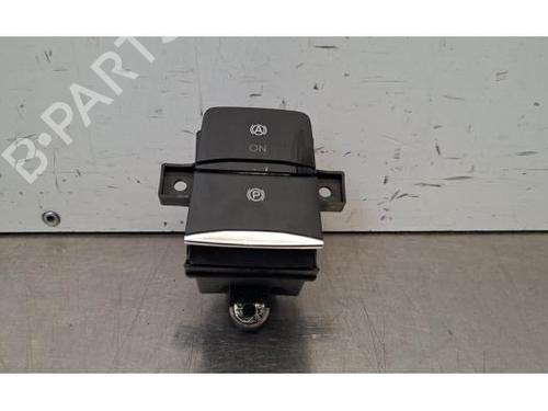 switch-ford-transit-v363-van-fcd-fdd-2013-34228802 main image