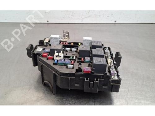 Used Fuse box Fuse box 36872863 36872863