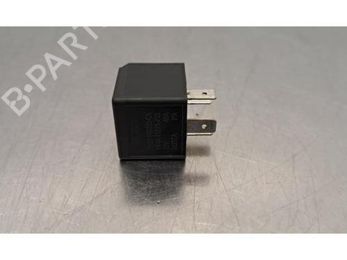 Electronic sensor LAND ROVER RANGE ROVER EVOQUE (L538) 2.0 D 4x4 | BP38606506M84 - Image 2