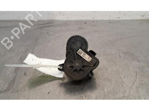 Used Electric handbrake BMW X2 (F39) sDrive 18 i (136 hp) 24378091
