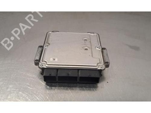 Used Engine control unit (ECU) Engine control unit (ECU) RENAULT CLIO IV (BH_) 1.5 dCi 75 (75 hp) 33030986 33030986