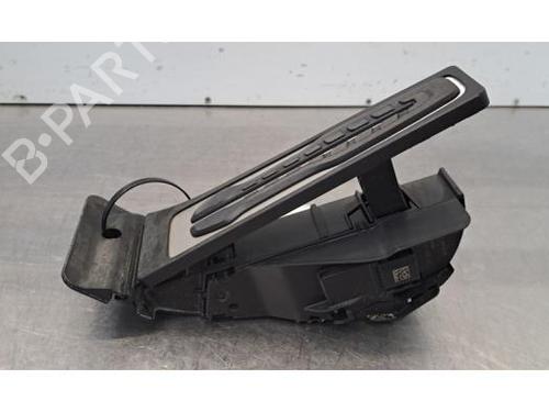 Used Pedal Pedal BMW X1 (U11) xDrive 25 e Plug-in-Hybrid (245 hp) 39905489 39905489