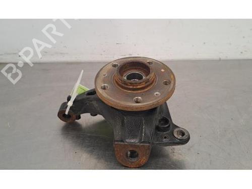 Used Right front steering knuckle PEUGEOT 308 III (FB_, FH_, FP_, F3_, FM_) e-308 (FMZKWZ) (156 hp) 28136164