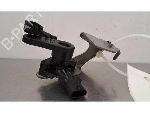 Used Electronic module PEUGEOT 308 III (FB_, FH_, FP_, F3_, FM_) e-308 (FMZKWZ) (156 hp) 30046746