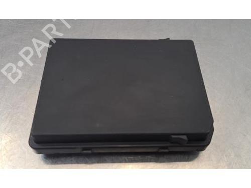 Fuse box RENAULT TRAFIC III Van (FG_) 2.0 dCi 130 (FGMY) | BP39892789E1 - Image 3