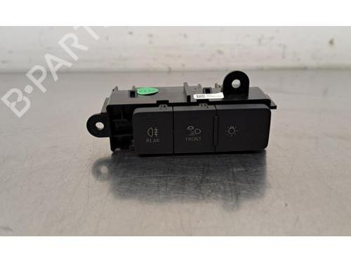 Used Switch AUDI Q3 (F3B) 35 TFSI (150 hp) 29317927