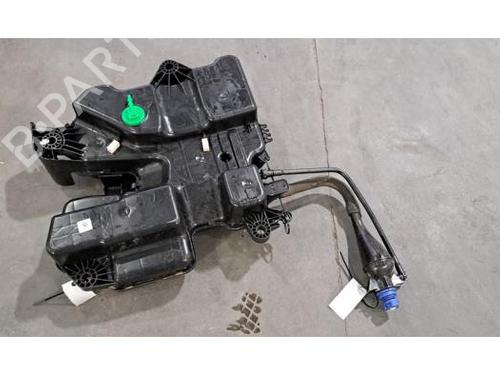 Used AdBlue tank AdBlue tank PEUGEOT EXPERT Van (V_) 2.0 BlueHDi 120 (122 hp) 33297133 33297133