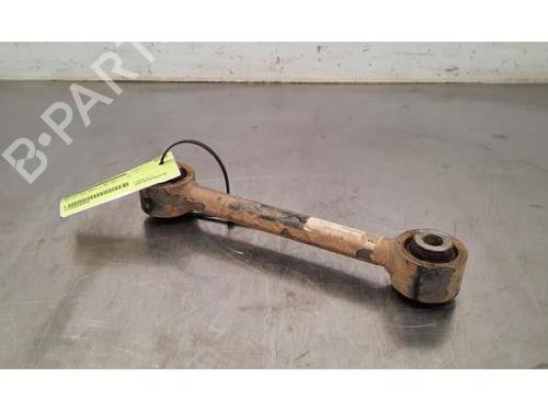 Used Right rear suspension arm KIA SORENTO III (UM) 2.2 CRDi 4WD (200 hp) 24942333