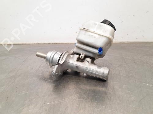 Used Brake master cylinder MERCEDES-BENZ SPRINTER 3,5-t Van (B907, B910) 316 CDI All-wheel Drive (907.633, 907.635, 907.637) (163 hp) 15828142