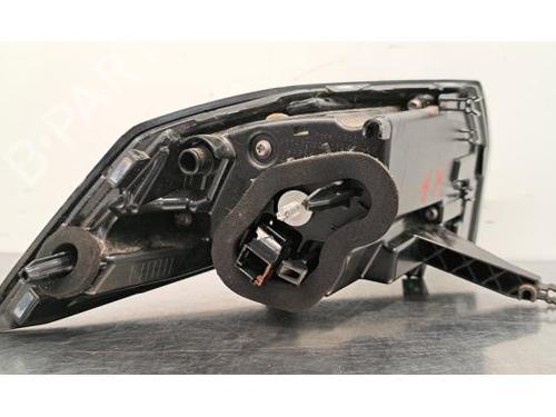 Right taillight PEUGEOT 308 III (FB_, FH_, FP_, F3_, FM_) PureTech 130 (FPHNSL, FPHNST) | BP26441961C35 