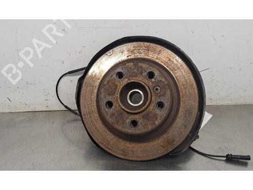 Used Left rear steering knuckle BMW 2 Coupe (F22, F87) 218 d (150 hp) 32767515