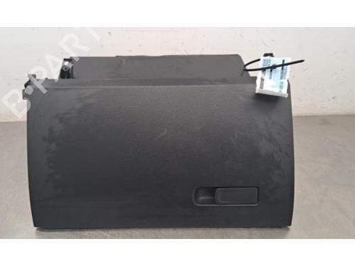 Handskerum Handskerum MERCEDES-BENZ CLA (C118) CLA 180 d (118.310) (116 hp) 32820565 32820565