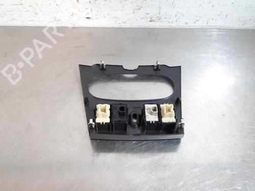 Switch DACIA SANDERO II TCe 90 (B8M1, B8MA, B8AC) | BP27509217I30 