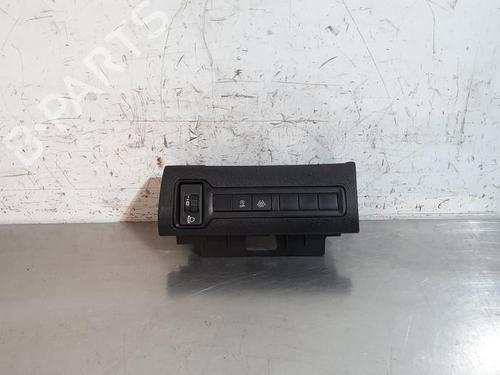 Used Switch PEUGEOT 308 II (LB_, LP_, LW_, LH_, L3_) 1.5 BlueHDi 130 (131 hp) 25981056