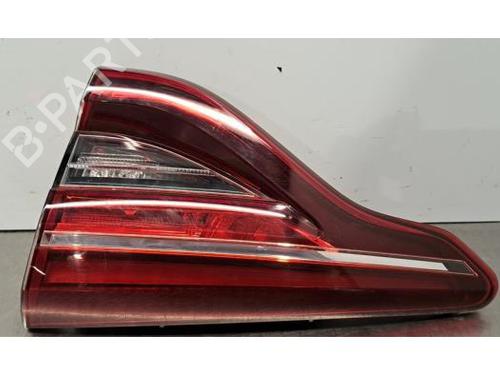 Used Right taillight RENAULT CLIO V (B7_) 1.5 Blue dCi 100 (B7AD) (101 hp) 31324175