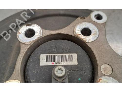 Right rear steering knuckle PEUGEOT 3008 II SUV (MC_, MR_, MJ_, M4_) 1.2 Hybrid 136 (MRHPYE) | BP25254669M28 