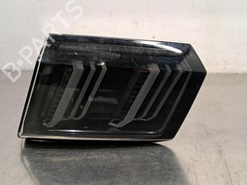Used Right taillight PEUGEOT 3008 II SUV (MC_, MR_, MJ_, M4_) 1.2 THP/ PureTech 130 (MRHNSM, MRHNSU, MRHNSJ, MRHNYW,... (131 hp) 19649867