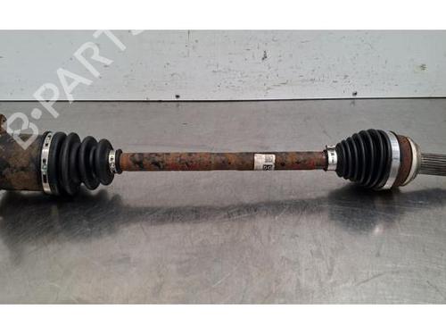 Drivaksel bagtil Højre Drivaksel bagtil Højre TOYOTA COROLLA Cross (ZVG1_, ZSG1_, MXGH1_, MXGA1_) 2.0 VVTi Hybrid AWD (MXGH15) (196 hp) 36443926 36443926