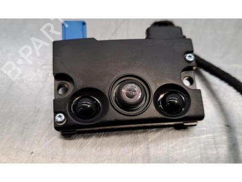 Camera TESLA MODEL Y (5YJY) Long Range All-wheel Drive | BP29643161E14