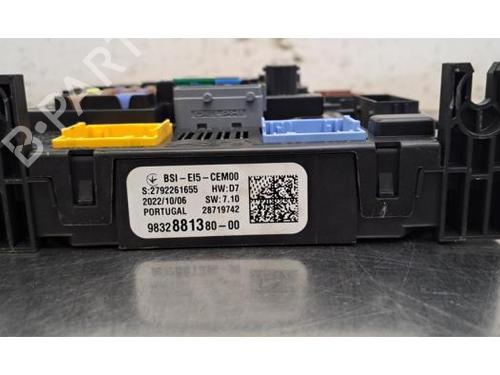 Fuse box CITROËN C5 AIRCROSS (A_) 1.6 Hybrid 225 (A45GFR) | BP36145783E1 - Image 3