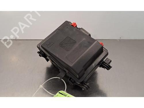 Używane Skrzynka bezpieczników PEUGEOT EXPERT Van (V_) 2.0 BlueHDi 145 (144 hp) 30331690