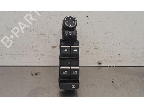 Used Switch Switch PEUGEOT 5008 III (KA_, KB_, KC_) e-210 (213 hp) 39234975 39234975