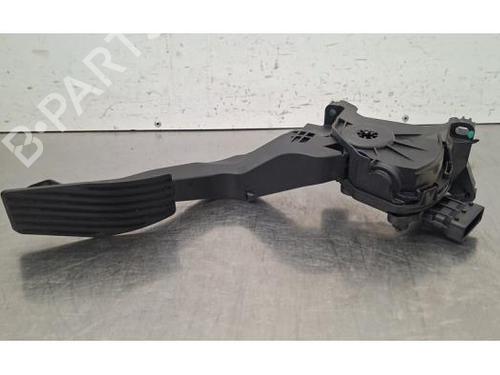 Used Pedal Pedal 37862037 37862037