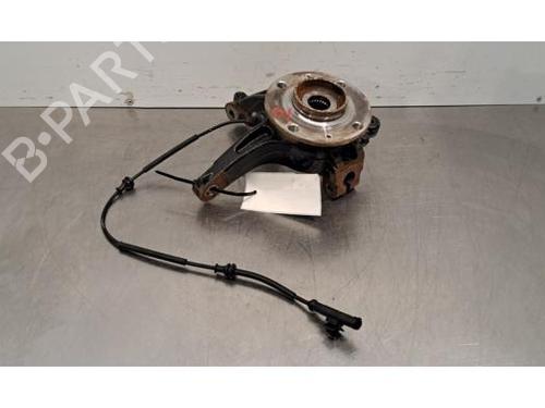 Used Right front steering knuckle Right front steering knuckle CITROËN C3 III (SX) 1.2 PureTech 82 (83 hp) 33612649 33612649