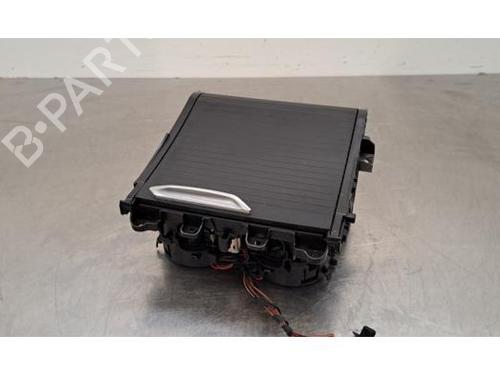 Used Cup/Object holder BMW X3 (G01, F97, G08) xDrive 20 d (190 hp) 29643399