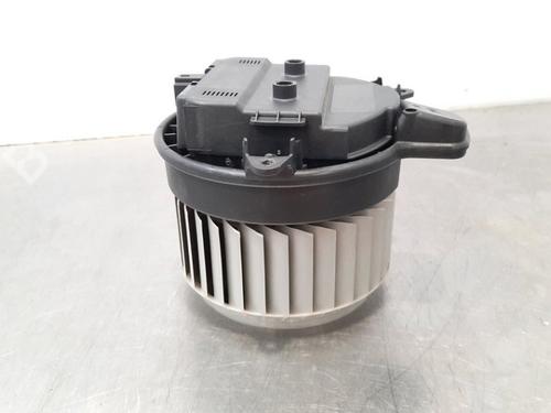 Heater blower motor AUDI A6 C7 (4G2, 4GC) 2.0 TDI | BP16718488M62 