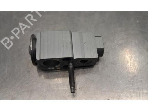 Electronic sensor JAGUAR E-PACE (X540) 1.5 P300e Plug-in Hybrid AWD | BP40614945M84 - Image 2