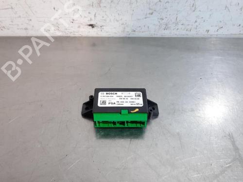 Used Electronic module PEUGEOT 308 II (LB_, LP_, LW_, LH_, L3_) 1.6 GT 205 (205 hp) 23633196
