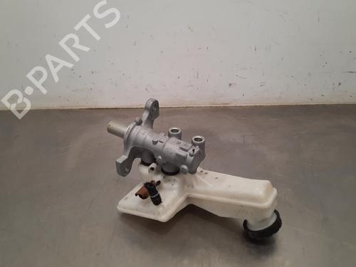 Used Brake master cylinder PEUGEOT 208 II (UB_, UP_, UW_, UJ_) 1.2 PureTech 75 (75 hp) 17115364
