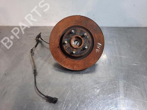 Used Left front steering knuckle HYUNDAI TUCSON (TL, TLE) 1.7 CRDi (141 hp) 21673252