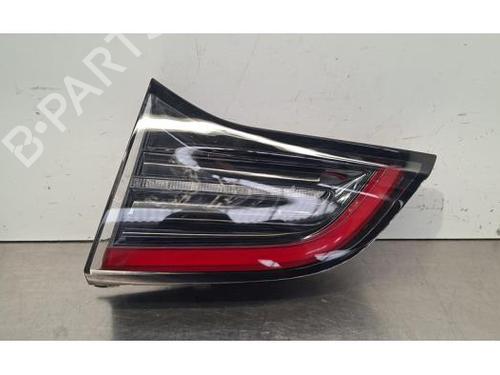 Used Right taillight Right taillight TESLA MODEL Y (5YJY) EV (340 hp) 33316451 33316451