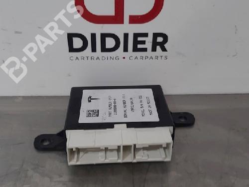 Used Control unit Control unit TESLA MODEL X (5YJX) P100D AWD (772 hp) 10879062 10879062