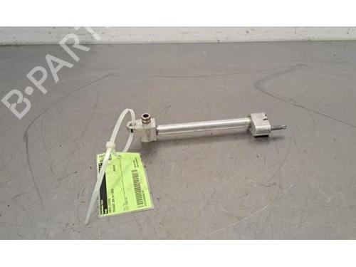 Used AC pipe PEUGEOT 308 SW III (FC_, FJ_, FR_, F4_, FN_) e-308 (FNZKWZ) (156 hp) 30605047